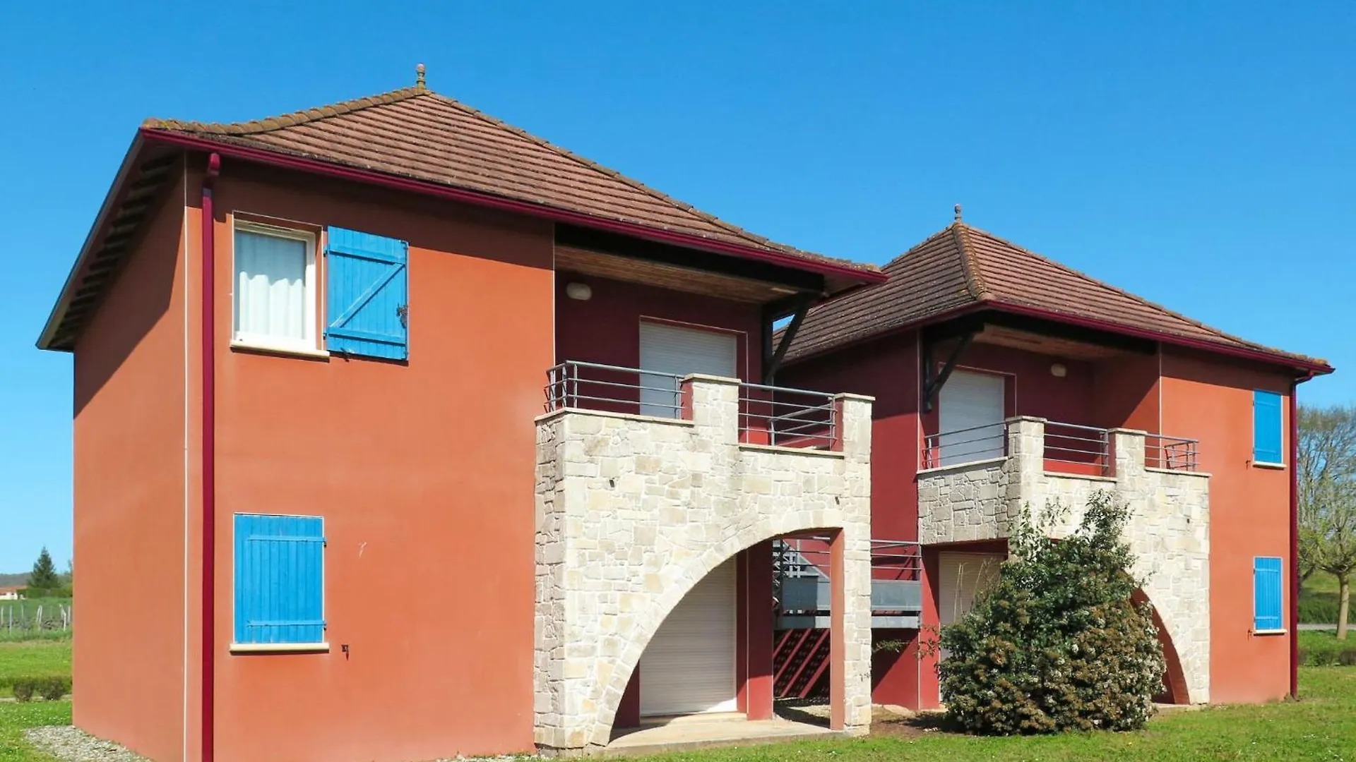Apartment Le Domaine De Claire Rive-3 By Interhome Prayssac